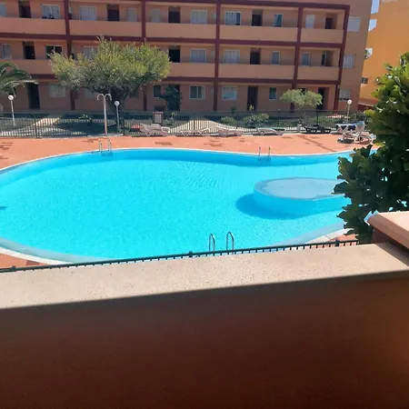 2 Bedrooms Apartement With Shared Pool And Wifi At * לה אוליבה